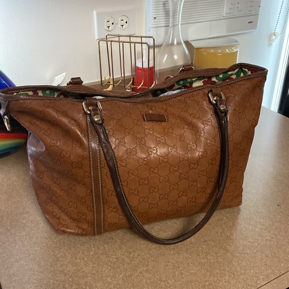Gucci Guccissima Leather Tote - Picture 2 of 16